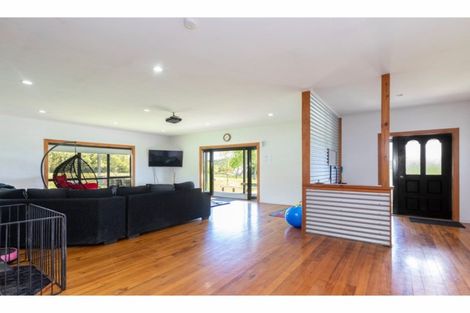 Photo of property in 1093 Run Road, Tapora, Wellsford, 0977