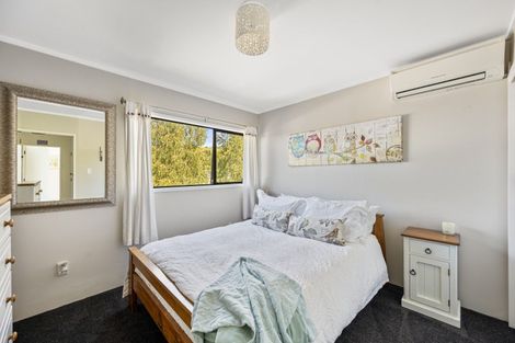 Photo of property in 37 Kent Terrace, Taradale, Napier, 4112