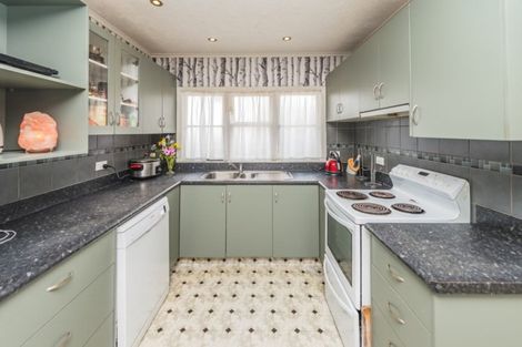 Photo of property in 85 Puriri Street, Hawera, 4610