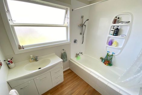 Photo of property in 22 Pulham Crescent, Queenwood, Hamilton, 3210