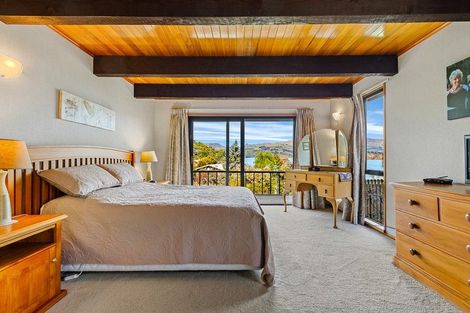 Photo of property in 24 Bayview Place, Cass Bay, Lyttelton, 8082