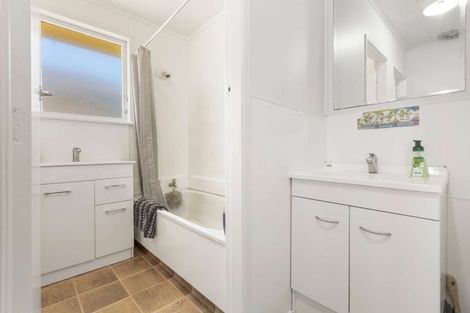 Photo of property in 18 Korimako Street, Selwyn Heights, Rotorua, 3015