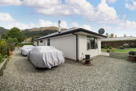 Photo of property in 3 Little Maude Drive, Lake Hawea, Wanaka, 9382