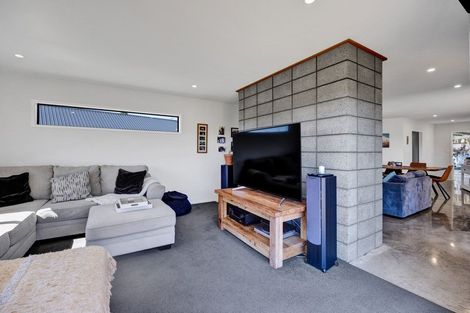 Photo of property in 69 Cyrus Street, Whalers Gate, New Plymouth, 4310