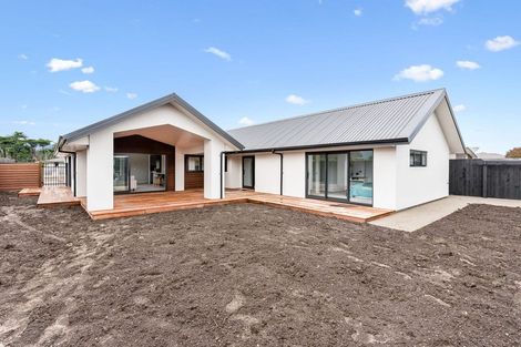 Photo of property in 99 The Drive, Paraparaumu Beach, Paraparaumu, 5032