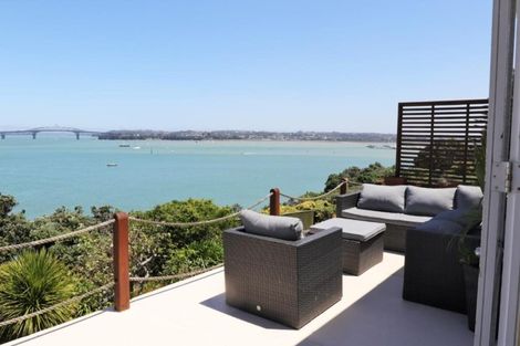 Photo of property in 95 Stanley Point Road, Stanley Point, Auckland, 0624