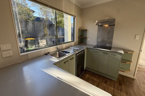 Photo of property in 6 Chadlington Avenue, Henderson, Auckland, 0612