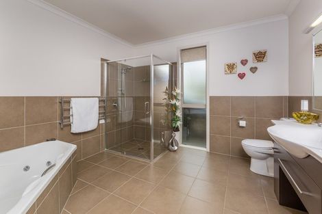 Photo of property in 11 Riverbank Drive, Kerikeri, 0230