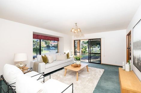 Photo of property in 15 Burn-murdoch Street, St Andrews, Hamilton, 3200