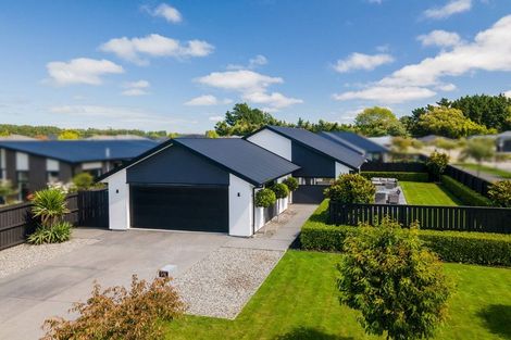 Photo of property in 26 Roys Street, Marshland, Christchurch, 8083