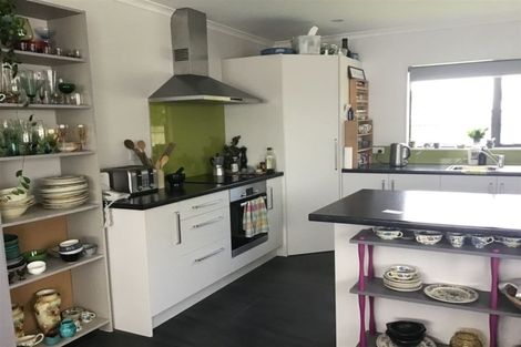 Photo of property in 16a Insley Street, Mangawhai, 0505