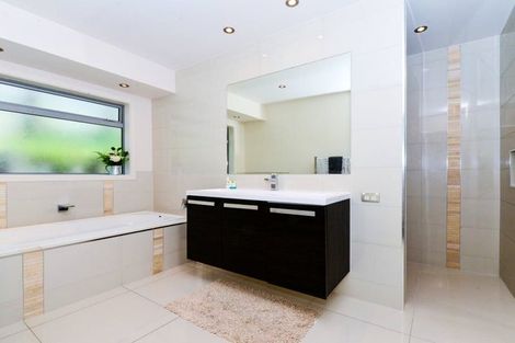 Photo of property in 12 Highview Court, Flagstaff, Hamilton, 3210