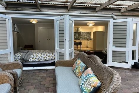 Photo of property in 537 South Titirangi Road, Titirangi, Auckland, 0604