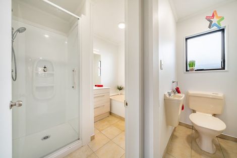 Photo of property in 39a Birdwood Road, Waterloo, Lower Hutt, 5011