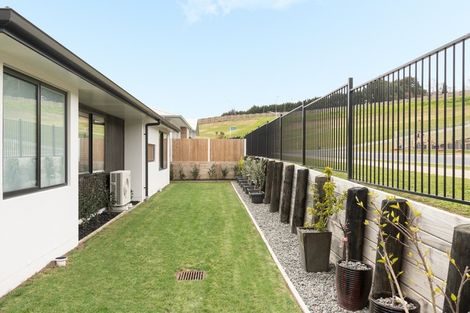 Photo of property in 80 Whakaturou Crescent, Pyes Pa, Tauranga, 3112