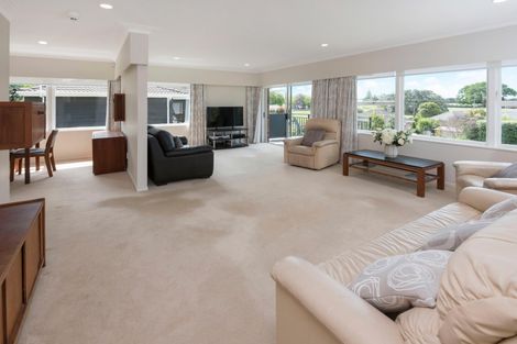 Photo of property in 5 Masefield Street, Cockle Bay, Auckland, 2014