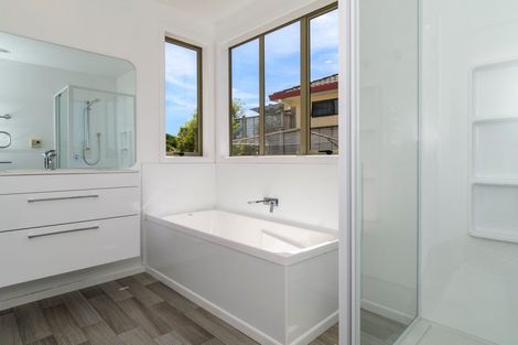 Photo of property in 7 Maddison Place, Welcome Bay, Tauranga, 3112