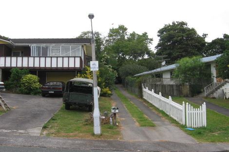 Photo of property in 46 Hellyers Street, Birkdale, Auckland, 0626