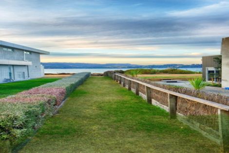 Photo of property in 57 Taumata Road, Omaha, 0986