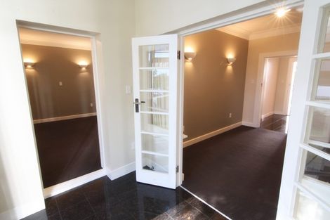 Photo of property in 20d Portland Crescent, Thorndon, Wellington, 6011