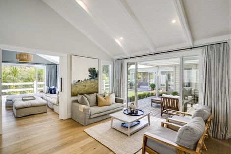 Photo of property in 12 Taruna Place, Havelock North, 4130