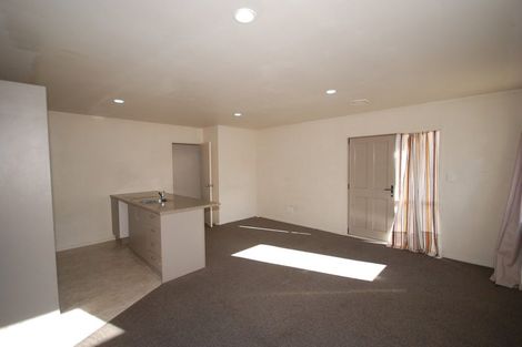 Photo of property in 11 Helleur Road, Massey, Auckland, 0614