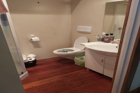 Photo of property in 58 Record Street, Fitzroy, New Plymouth, 4312