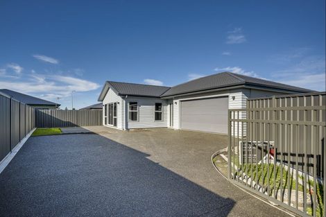 Photo of property in 94 Eriksen Road, Te Awa, Napier, 4110