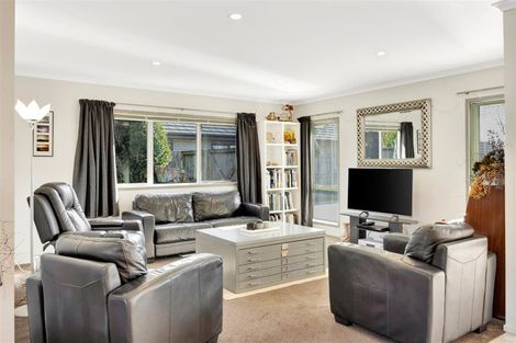 Photo of property in 39 Cumberland Drive, Flagstaff, Hamilton, 3210