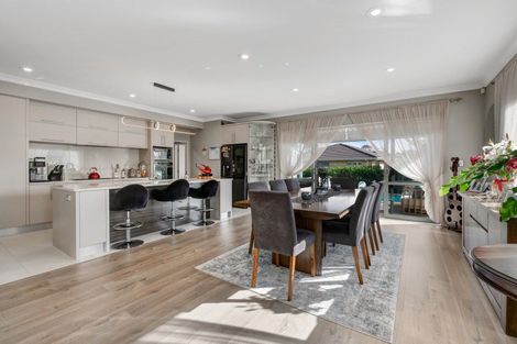 Photo of property in 12 Vera Court, Silverdale, 0932