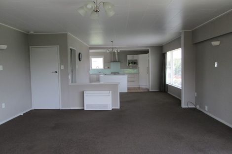 Photo of property in 18 Samuel Place, Queenwood, Hamilton, 3210