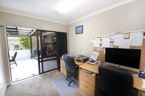 Photo of property in 44 Park Road, Greenmeadows, Napier, 4112