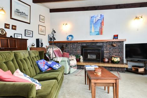 Photo of property in 100 Forest Lake Road, Forest Lake, Hamilton, 3200