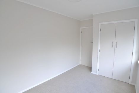 Photo of property in 1/3 Raleigh Road, Northcote, Auckland, 0627