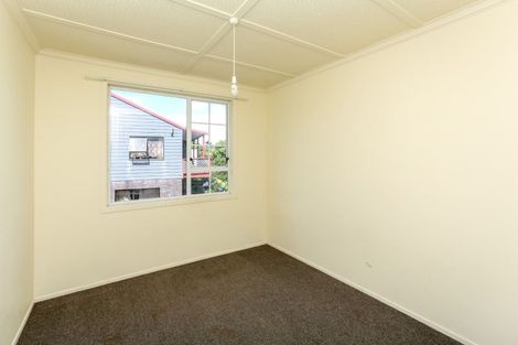 Photo of property in 222 Frankley Road, Frankleigh Park, New Plymouth, 4310