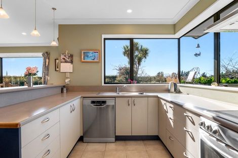 Photo of property in 52 Reserve Road, Balcairn, Amberley, 7481
