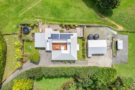 Photo of property in 20 Coroglen Rise, Pukerua Bay, 5026