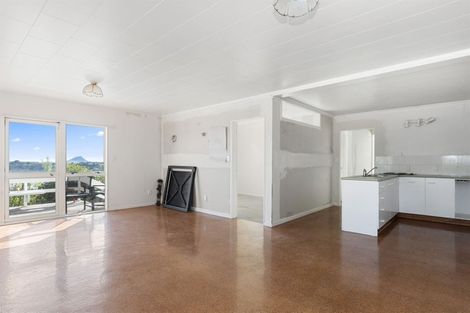 Photo of property in 6 Keam Way, Welcome Bay, Tauranga, 3112