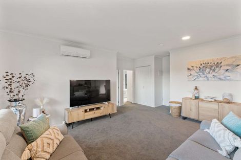 Photo of property in 7/130 Stancombe Road, Flat Bush, Auckland, 2016
