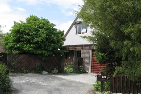 Photo of property in 9 Gatonby Place Avonhead Christchurch City