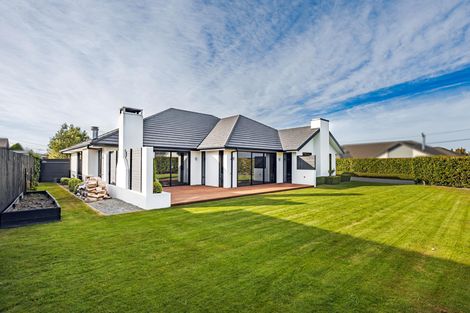 Photo of property in 2 Mcmullan Place, Oamaru North, Oamaru, 9400