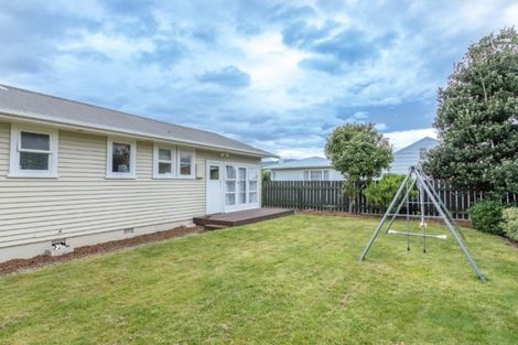 Photo of property in 6 Wills Crescent, Ashhurst, 4810