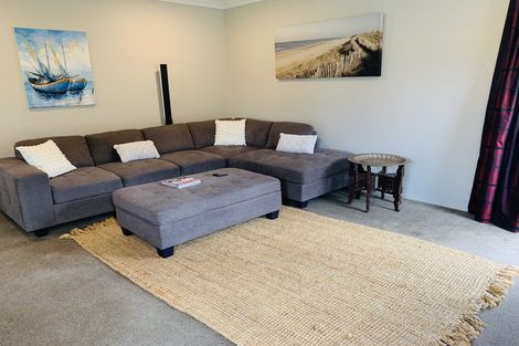 Photo of property in 8 Orotu Drive, Poraiti, Napier, 4112