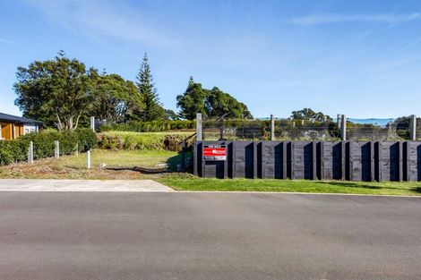 Photo of property in 15 Kotare Drive, Waiwhakaiho, New Plymouth, 4312
