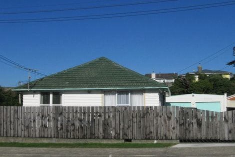 Photo of property in 1 Nohorua Street, Takapuwahia, Porirua, 5022