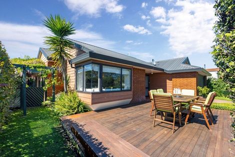 Photo of property in 7 Penlington Place, Havelock North, 4130