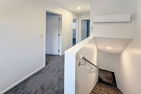 Photo of property in 2/5 Shearer Avenue, Papanui, Christchurch, 8052