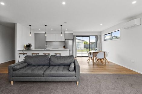 Photo of property in 23 Cassin Place, Taradale, Napier, 4112