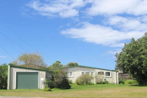 Photo of property in 17 Dillon Street, Waihi Beach, 3611