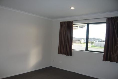 Photo of property in 64 Sirius Crescent, Rototuna North, Hamilton, 3210